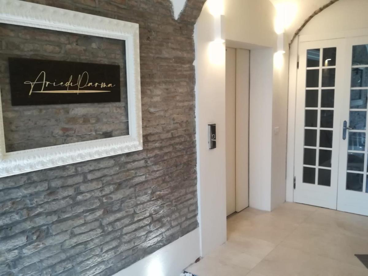 Ariediparma Appartamenti ภายนอก รูปภาพ